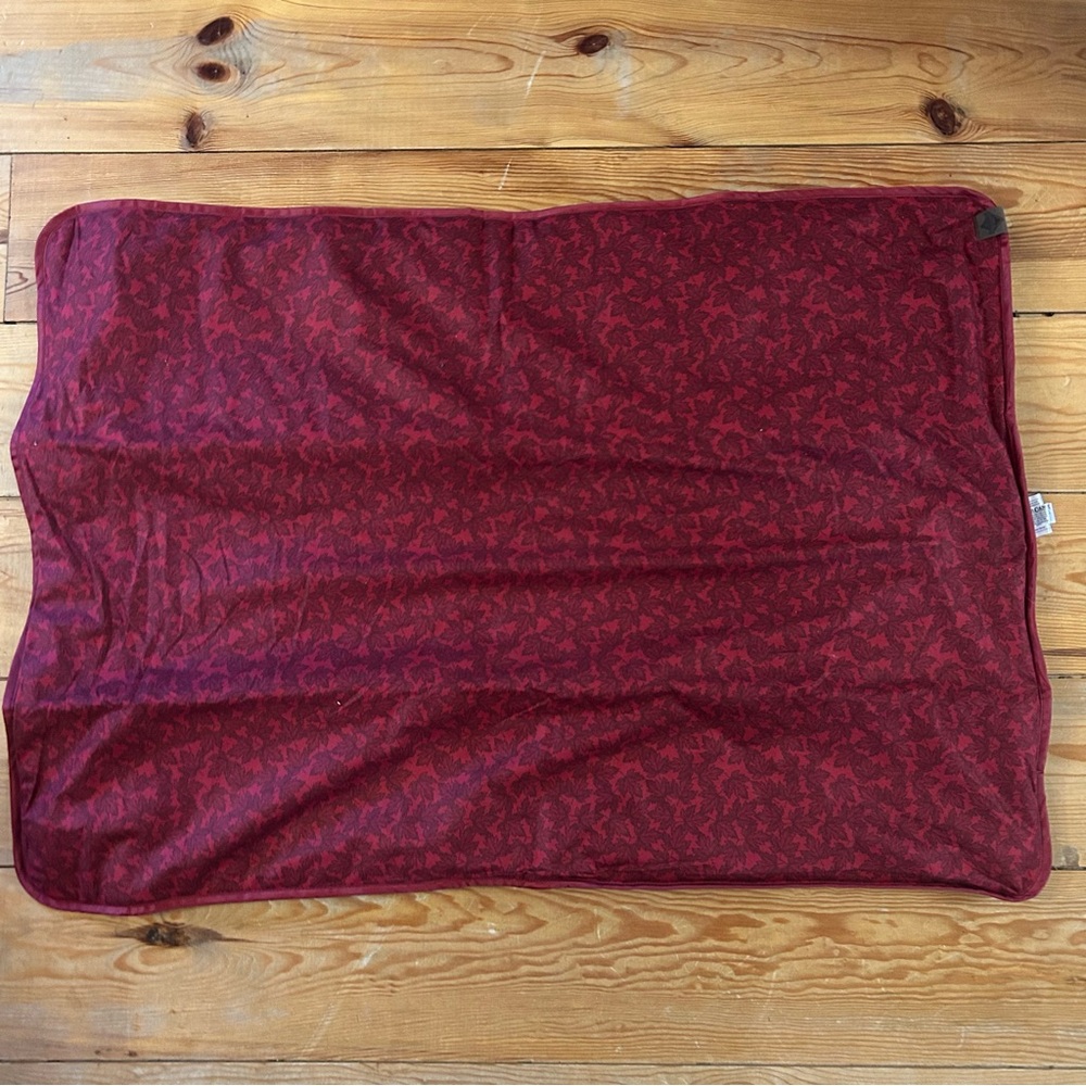 Beaver Canoe Blanket/Crate Liner